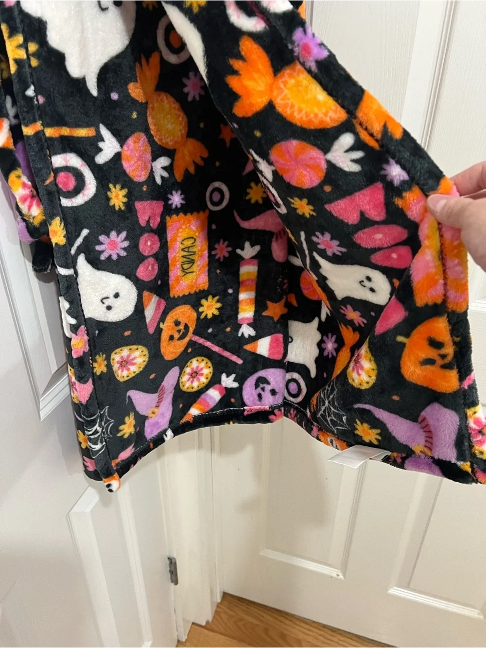 Goblin & Ghoul Plush Halloween Throw Blanket - Black & Purple